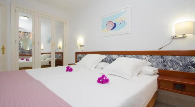Апартаменты Plus Fariones Apartamentos