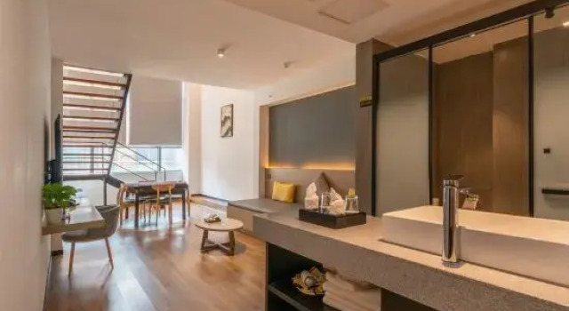 Luzhou Sky City Hotel, Book Hotel Hoteller i Sichuan med parkering, Parkering