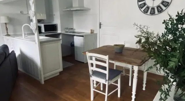 Appartements Barthou, Забронировать Апартаменты/квартира Отели По с парковкой, рядом с Стадион Pau-Pyrenees Whitewater, Парковка