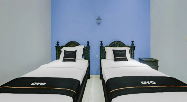 Camera Superior Istana Griya 2 Hotel Solo RedPartner