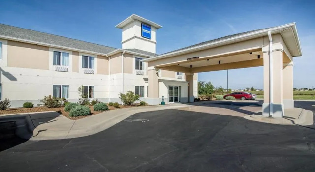 Rodeway Inn & Suites, 预订 酒店 帕森斯 堪萨斯州