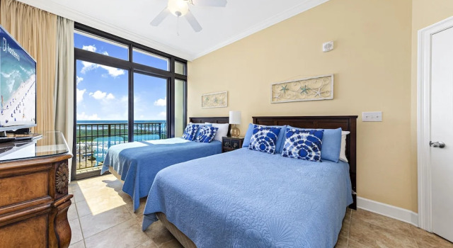 Номер Standard с 4 комнатами с балконом и с видом на океан The Oasis at Orange Beach