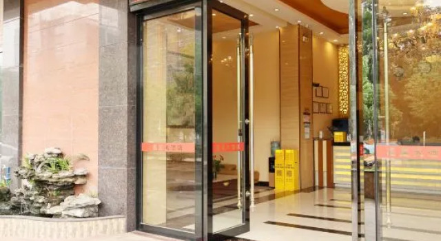Guangzhou Xinxing Hotel, Boek Hotel Hotels in Guangdong met parkeren, Parkeren