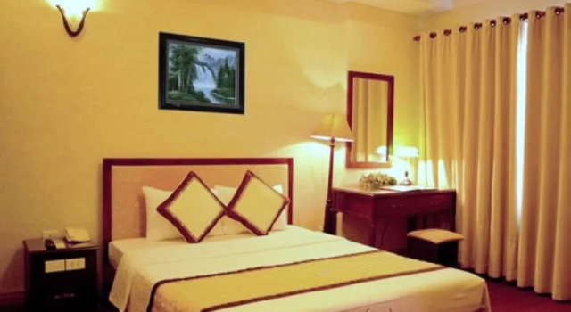 Vuong Hoan Hotel