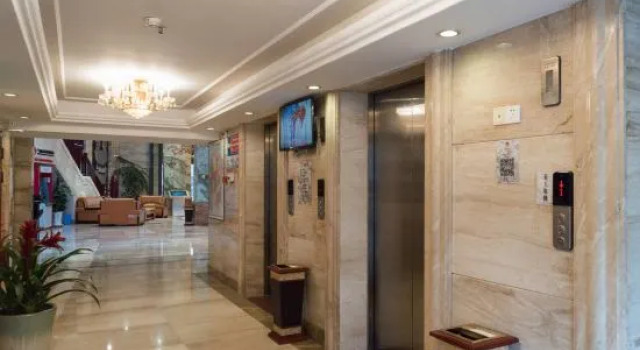 Golden Lusheng International Hotel, Prenota Hotel Hotel a Liuzhou con parcheggio, Parcheggio