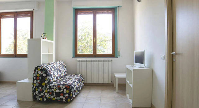 Rosmarino: Delightful apartment in the center of Follonica, in the pedestrian area a few steps from-ROSMARINO