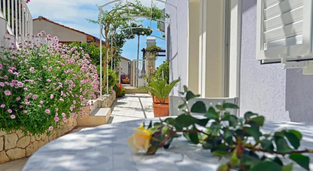 Студия Apartments Viskovic Margita