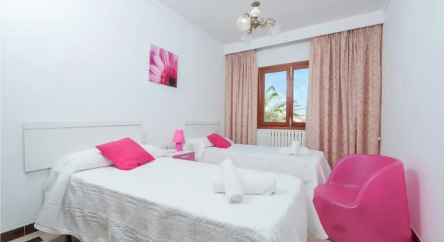Ullas - Apartment In Marina Manresa. Free Wifi