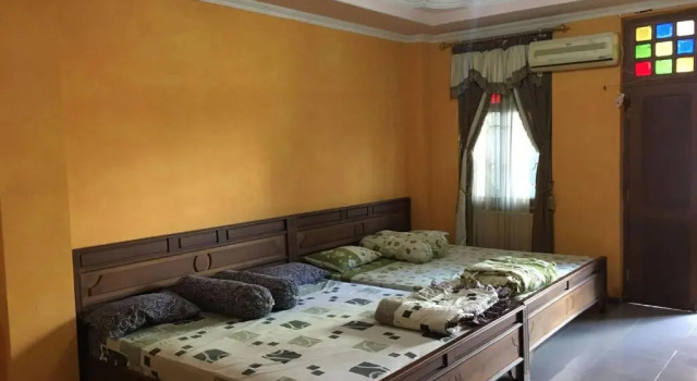 Standard Familie Zimmer Hotel Alami near Alun-Alun Klaten