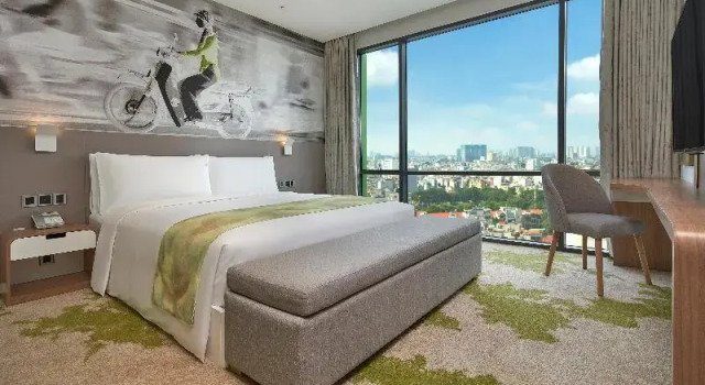Люкс Holiday Inn & Suites Saigon Airport by IHG