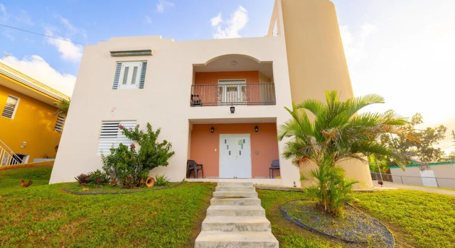 Colinas del Atlantico for 18 People, Rezervovat Rekreační dům Isabela San Juan