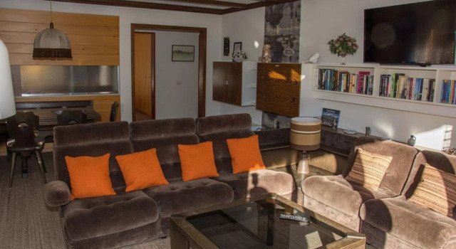 Ferienwohnung Ravinel I AP 1, Забронировать Отель Отели Адельбоден 3 звезды, рядом с Горнолыжный курорт Адельбоден, 3*