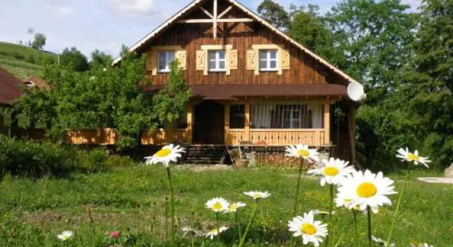 Salamandra Village, Prenota Affittacamere  