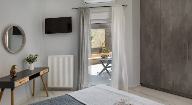 E & G Relax Homes