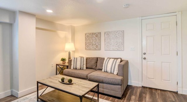 Walk to Beach: Charming Home w/ Deck in Galveston, Book Feriehus Galveston Houston