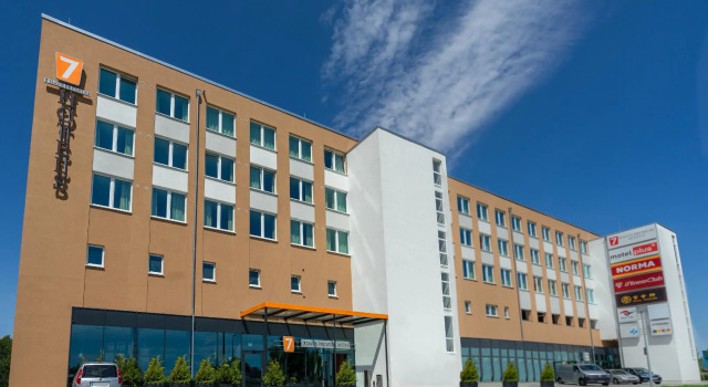 Campanile Berlin Brandenburg Airport, Book Hotel Schönefeld Brandenburg