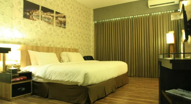 Suite Oxville Hotel