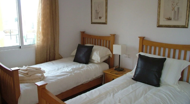Playa Golf 2 Two Bed Apartment Sleeps 4/6 People, Забронировать Апартаменты/квартира Ориуэла Валенсийское сообщество