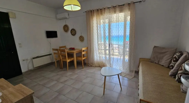 Апартаменты c 1 комнатой с балконом Corfu Glyfada Menigos 150