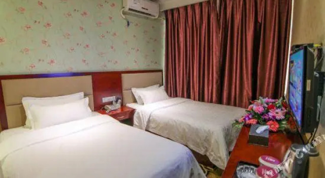 Yijia Business Hotel, Prenota Hotel Chengdu Sichuan