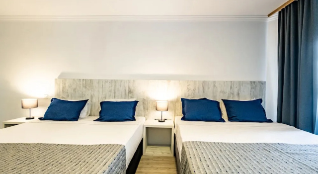 Четырёхместный номер Standard Отель Costa Bodrum City