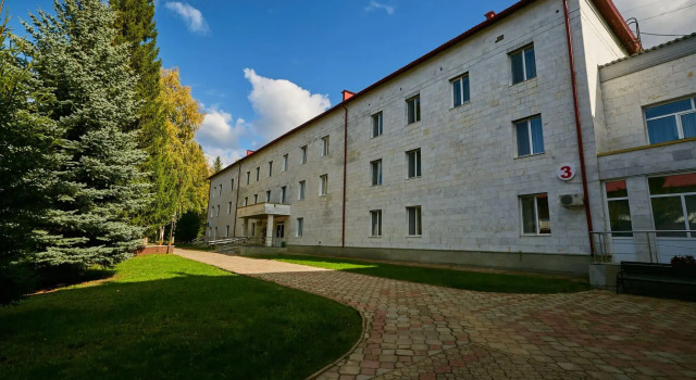 Sanatorium Krasnousolsk Building 3, Rezervovat Léčebný ústav Hotely v Bashkortostan s parkováním, Parkování