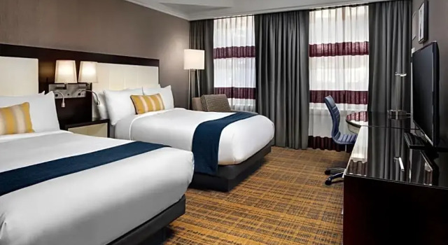 Номер Premium Hotel AKA Back Bay