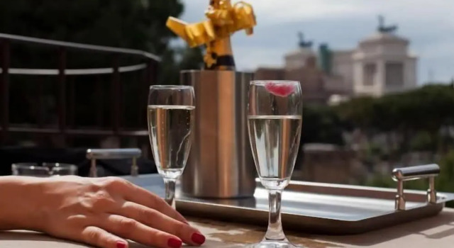 Двухместный номер Deluxe с балконом Hotel Romano
