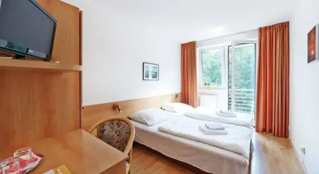 Hotel Global, Prenota Hotel Hotel a Moravia meridionale con parcheggio, Parcheggio