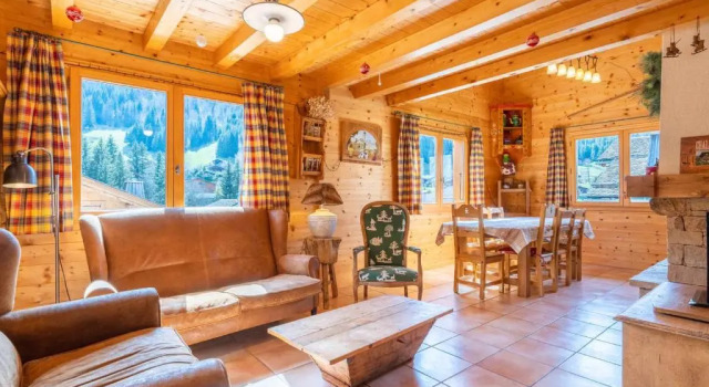 Chalet proche pistes, garage, WIFI, 8 pers - FR-1-304-248, Забронировать Шале Виллы Овернь-Рона-Альпы, Вилла