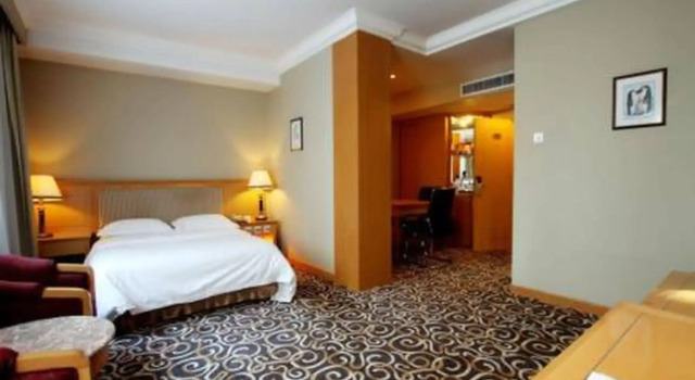 Modern Hotel Harbin, Rezerwuj Hotel Hotele w Harbin z basenem, w pobliżu Zhaolin Park, Basen