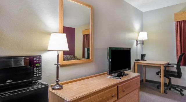 Standard Vierer Zimmer Rodeway Inn