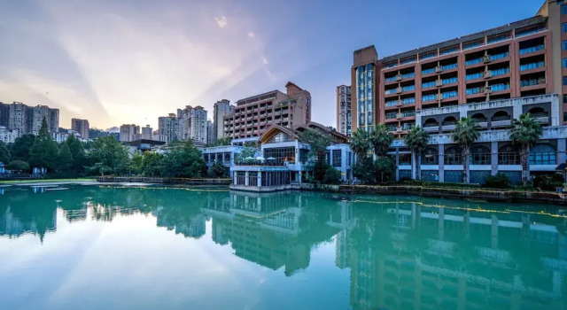 Regal Poly Guiyang Hotel, Book Hotel SPA-hoteller i Guiyang, SPA