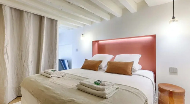 Charming AC Duplex - Bastille Le Marais, Забронировать Отель Париж Иль-де-Франс, рядом с Musée Cognacq-Jay