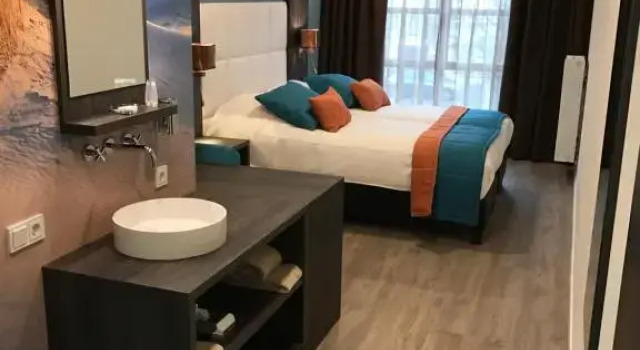 Двухместный номер Comfort с видом на канал Rivers Hotel
