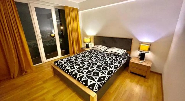 2 Bedroom Apartment on Chavchavadze Ave