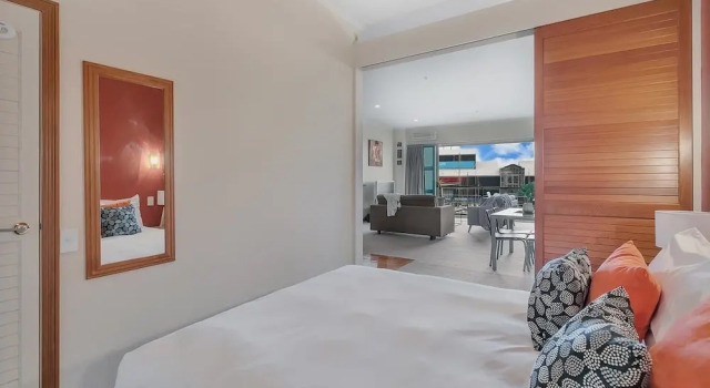 QV Serviced Modern Viaduct Apartment - 805, Rezervasyon Daire Auckland 