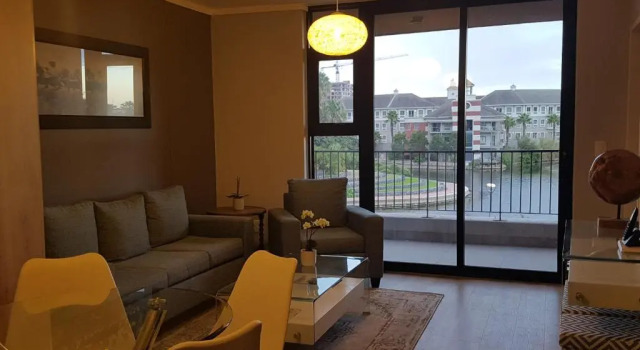 Апартаменты Waters Edge 103