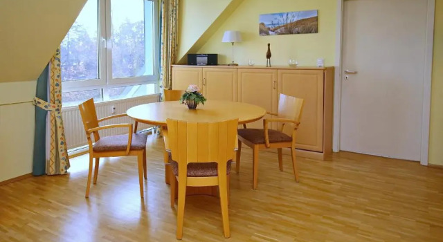 Residenz Seestern Wohnung 42, Забронировать Отель Отели Больтенхаген с бассейном, Бассейн