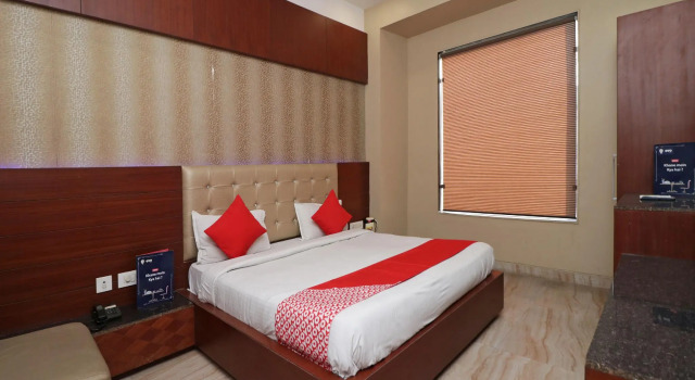 Capital O 2594 Hotel Kanchan Residency