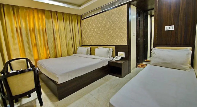 Hotel Jannat And Restaurant, Rezervovat Hotel Adžmér Rajasthan