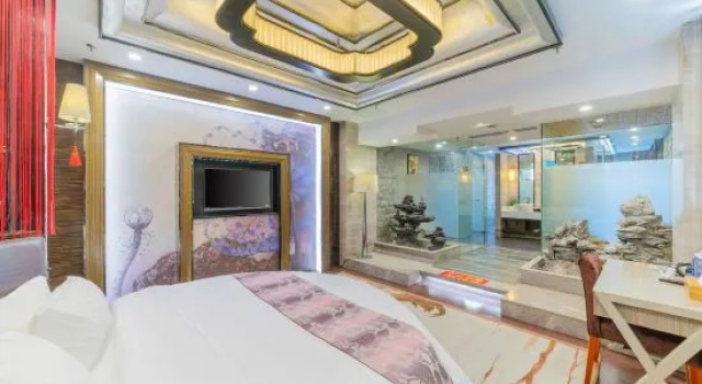 Люкс Deluxe Donghui Hotel