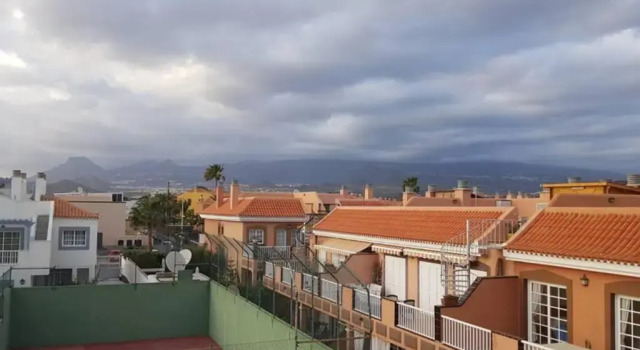 Private apartment with roof terrace