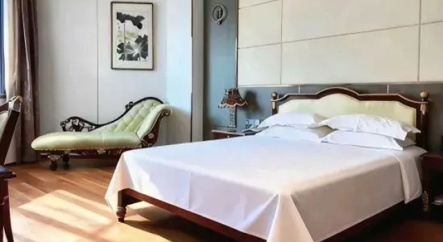 Люкс Huangmei Royal Hotel