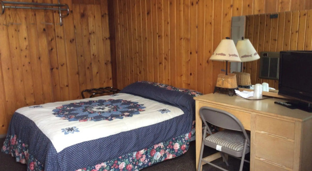 Sears Motel, Buchen Sie Motel East Glacier Park Montana