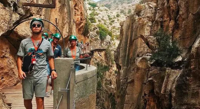 Casa Rural Inés cerca del Caminito del Rey, Забронировать Отель Отели Алора с парковкой, Парковка