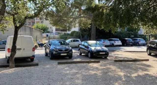 Studio Saint Mandrier, Rezervasyon Daire Saint-Mandrier-sur-Mer otoparklı oteller, Otopark