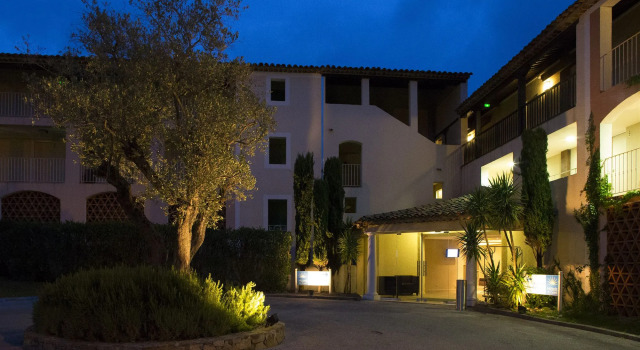 SOWELL Family Port Grimaud