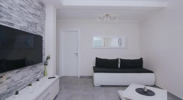 Апартаменты с 3 комнатами с балконом Relax Apartments