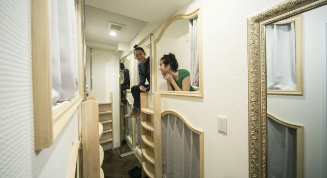Alice in the Mirror Hostel, Book Hostel Hostels in Minato, Hostel